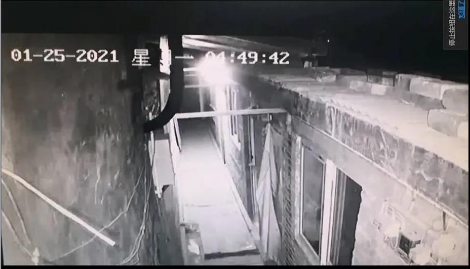 1米，5秒，兩人致死！電動自行車蓄電池火災警示！(圖2)